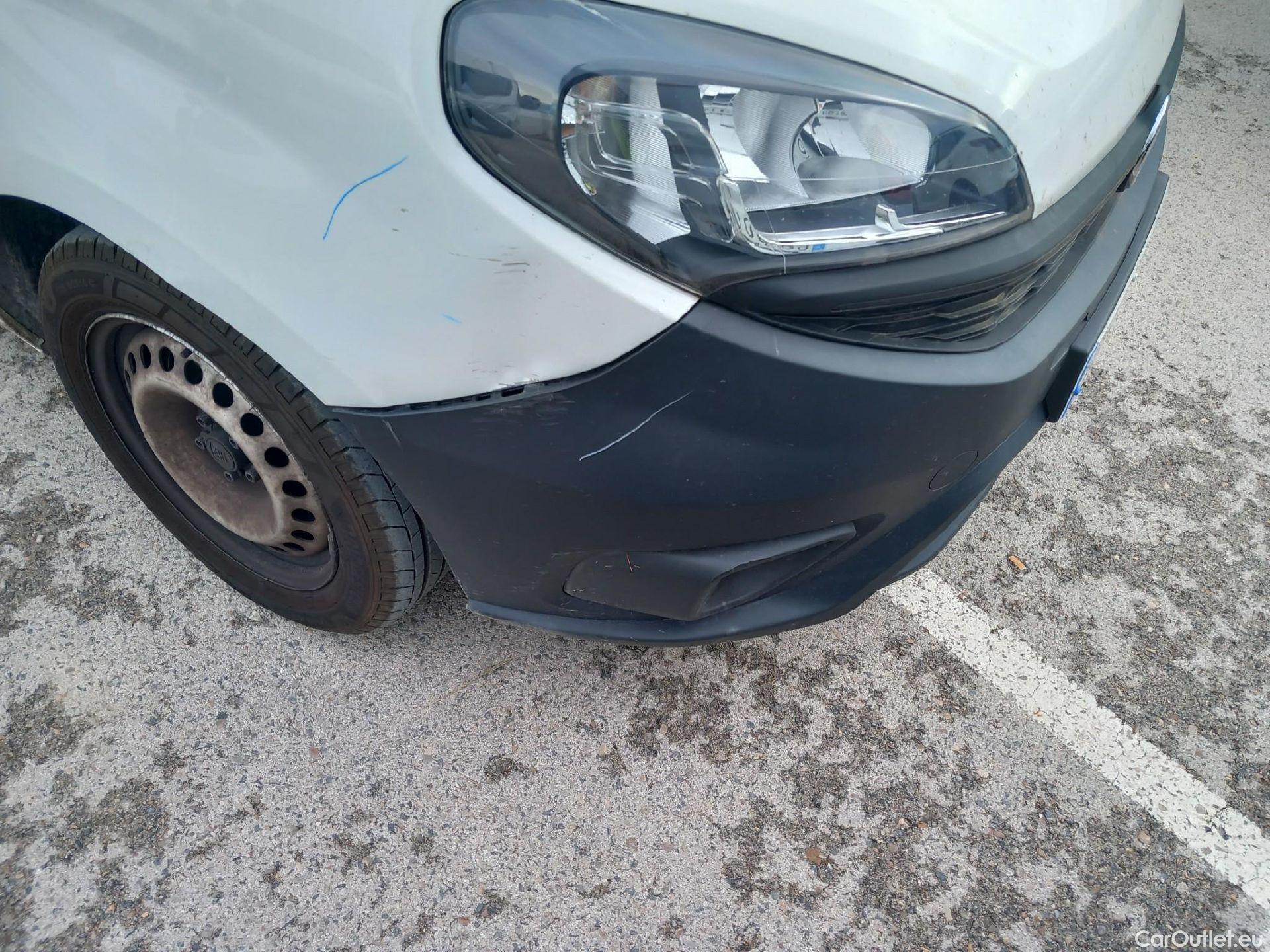  Fiat  Doblo FIAT Doblò Cargo/2015/3P/furgón derivado de turismo Cargo Base 1.6 Mjet 66kW (90CV) #10