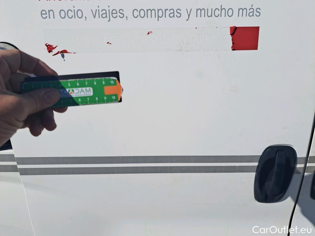  Fiat  Fiorino FIAT  / 2016 / 3P / furgón derivado de turismo Cargo Base 1.3 Mjet 59kW (80CV) E6 #47