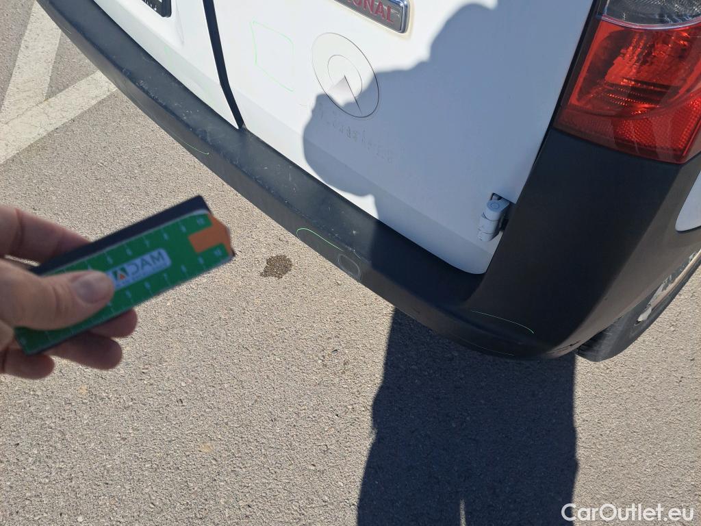  Fiat  Fiorino FIAT  / 2016 / 3P / furgón derivado de turismo Cargo Base 1.3 Mjet 59kW (80CV) E6 #33