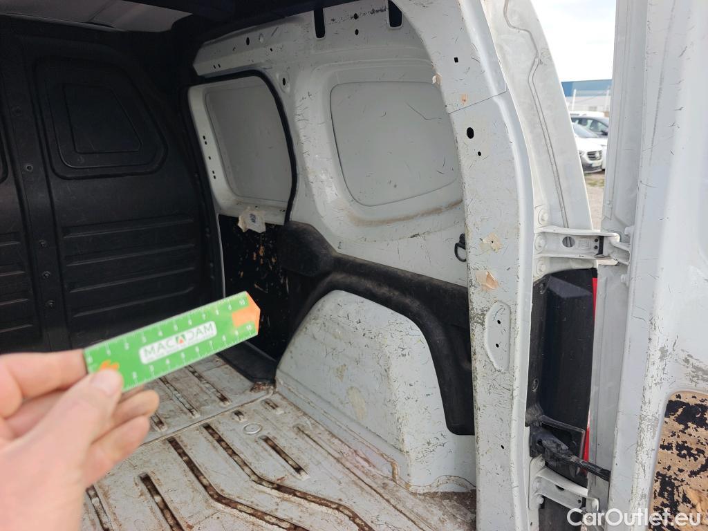  Mercedes  Citan MERCEDES-BENZ  / 2021 / 4P / furgón derivado de turismo 110 CDI 70kW Furgón Base Largo #17