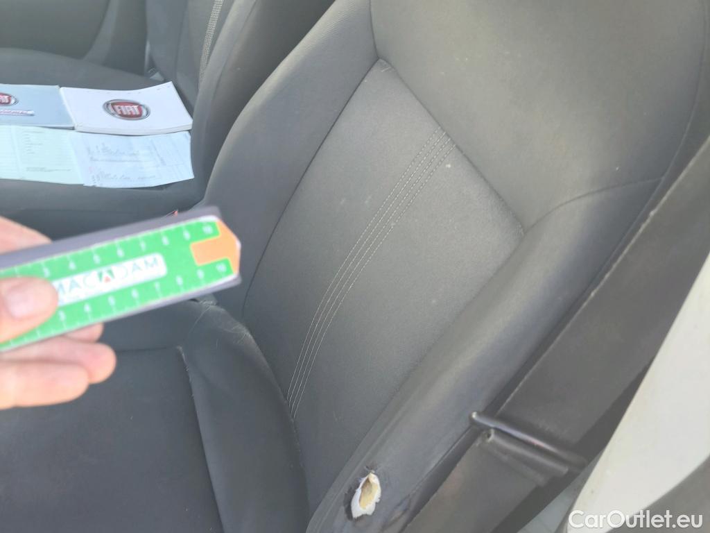  Fiat  Fiorino FIAT  / 2016 / 3P / furgón derivado de turismo Cargo Base 1.3 Mjet 59kW (80CV) E6 #18