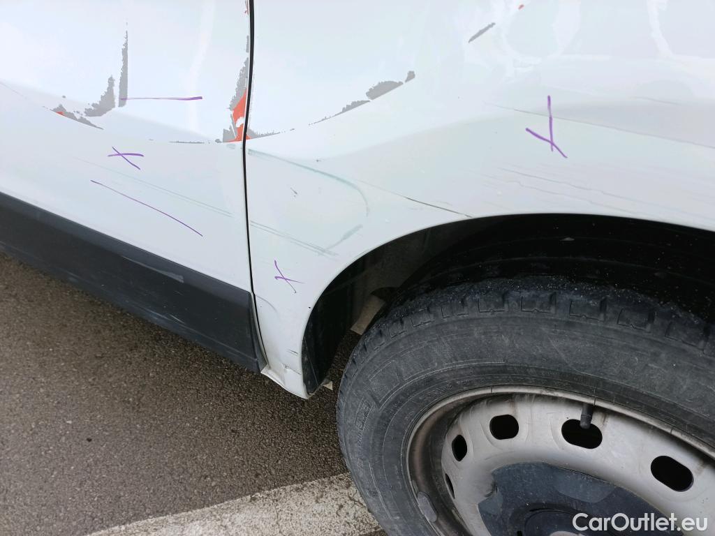  Nissan  NV300 NISSAN  / 2016 / 4P / furgón 1.6dCi 70kW (95CV) L1H1 1T OPTIMA #3