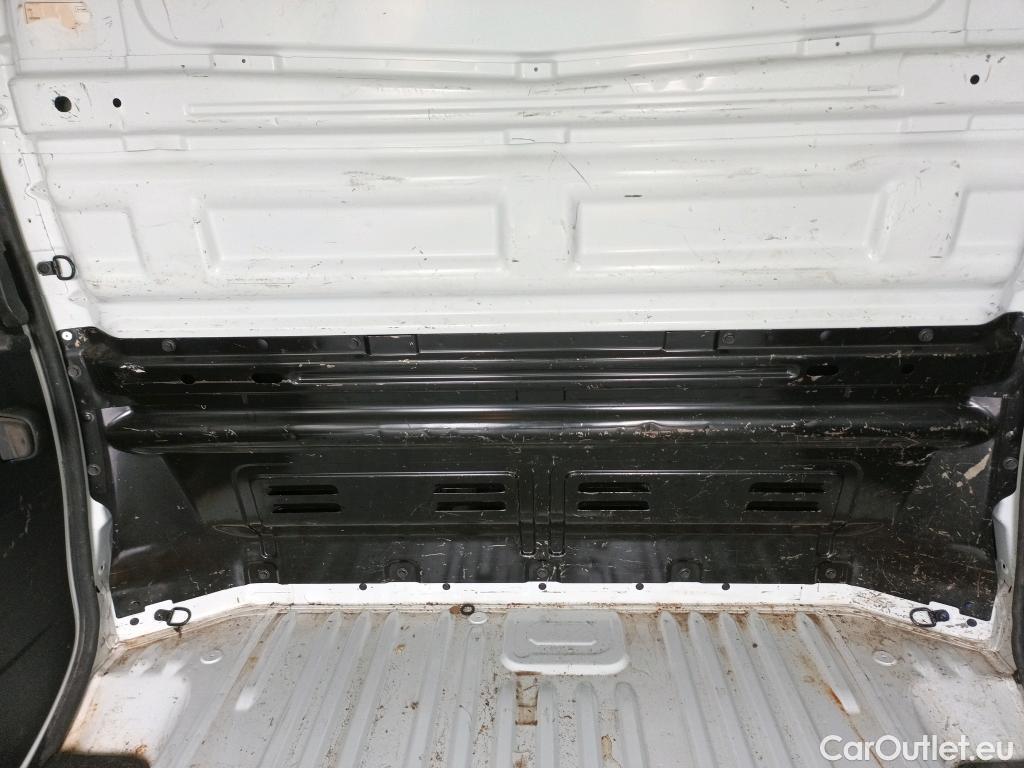  Nissan  NV300 NISSAN  / 2016 / 4P / furgón 1.6dCi 70kW (95CV) L1H1 1T OPTIMA #24