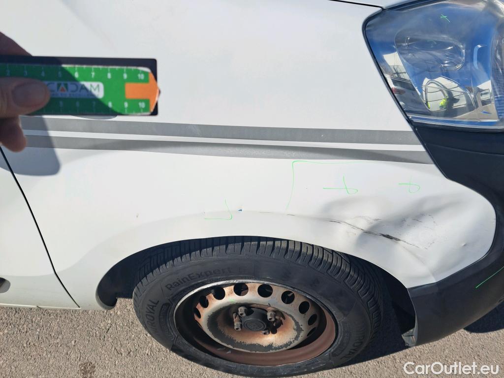  Fiat  Fiorino FIAT  / 2016 / 3P / furgón derivado de turismo Cargo Base 1.3 Mjet 59kW (80CV) E6 #1