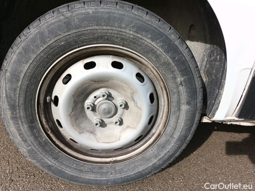  Nissan  NV300 NISSAN  / 2016 / 4P / furgón 1.6dCi 70kW (95CV) L1H1 1T OPTIMA #52