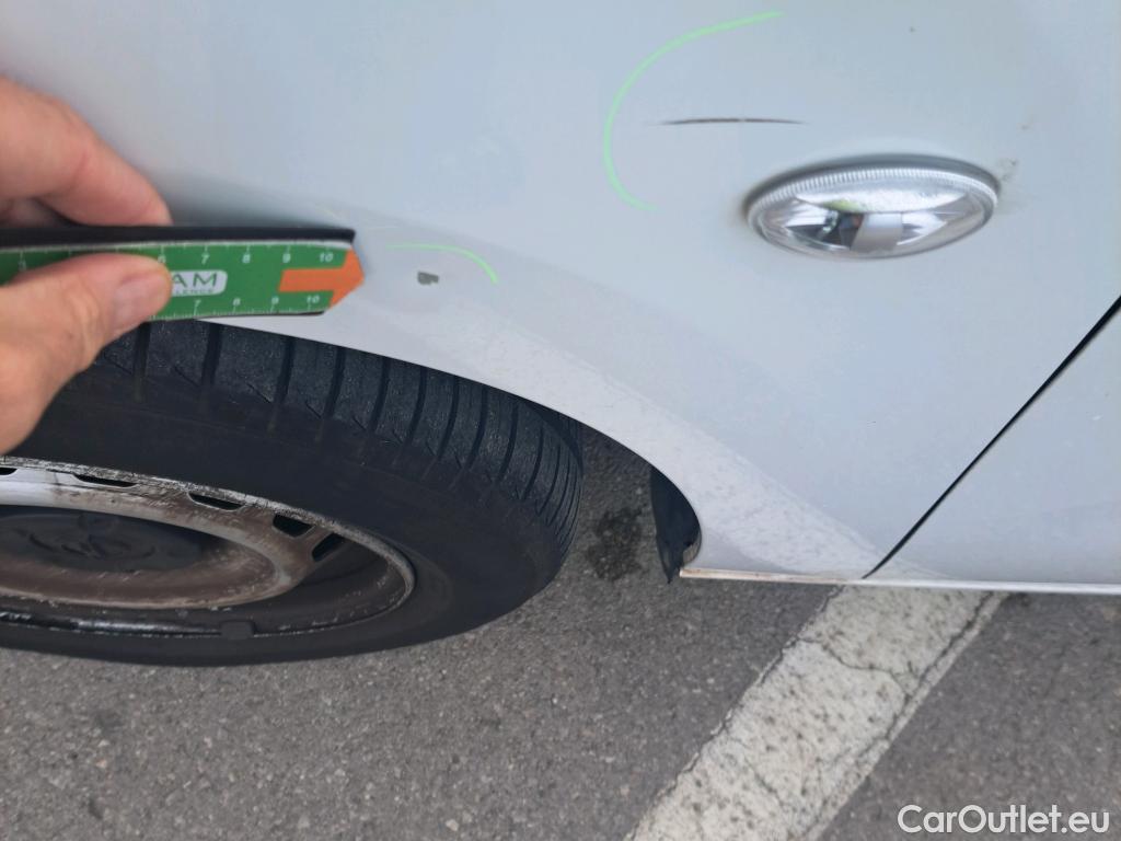  Opel  Combo OPEL  / 2018 / 3P / furgón derivado de turismo 1.5 TD 75kW (100CV) Express L H1 650kg (AC) #52