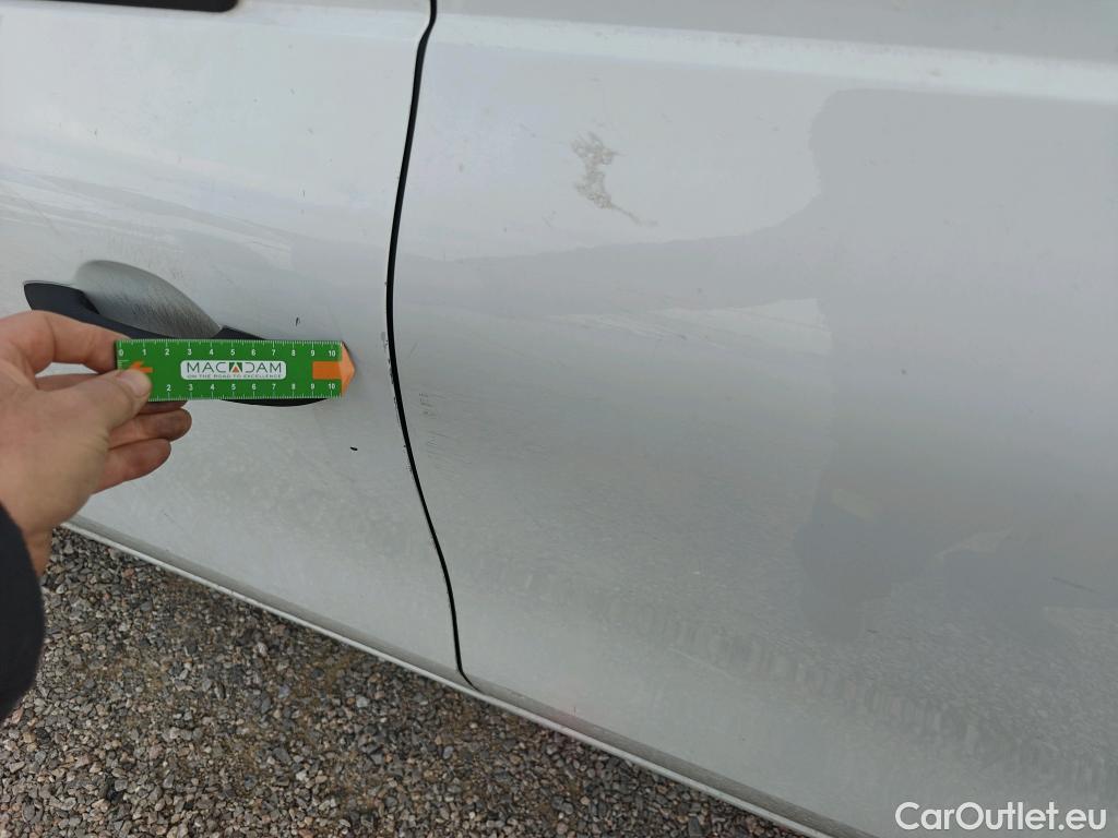  Mercedes  Citan MERCEDES-BENZ  / 2021 / 4P / furgón derivado de turismo 110 CDI 70kW Furgón Base Largo #52