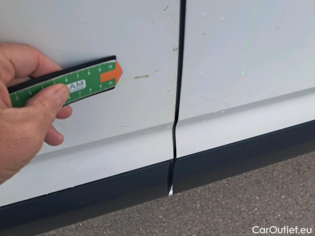  Opel  Combo OPEL  / 2018 / 3P / furgón derivado de turismo 1.5 TD 75kW (100CV) Express L H1 650kg (AC) #11