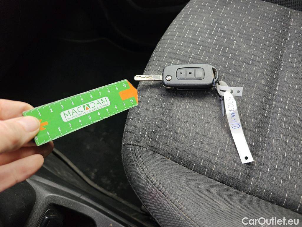  Mercedes  Citan MERCEDES-BENZ  / 2021 / 4P / furgón derivado de turismo 110 CDI 70kW Furgón Base Largo #3