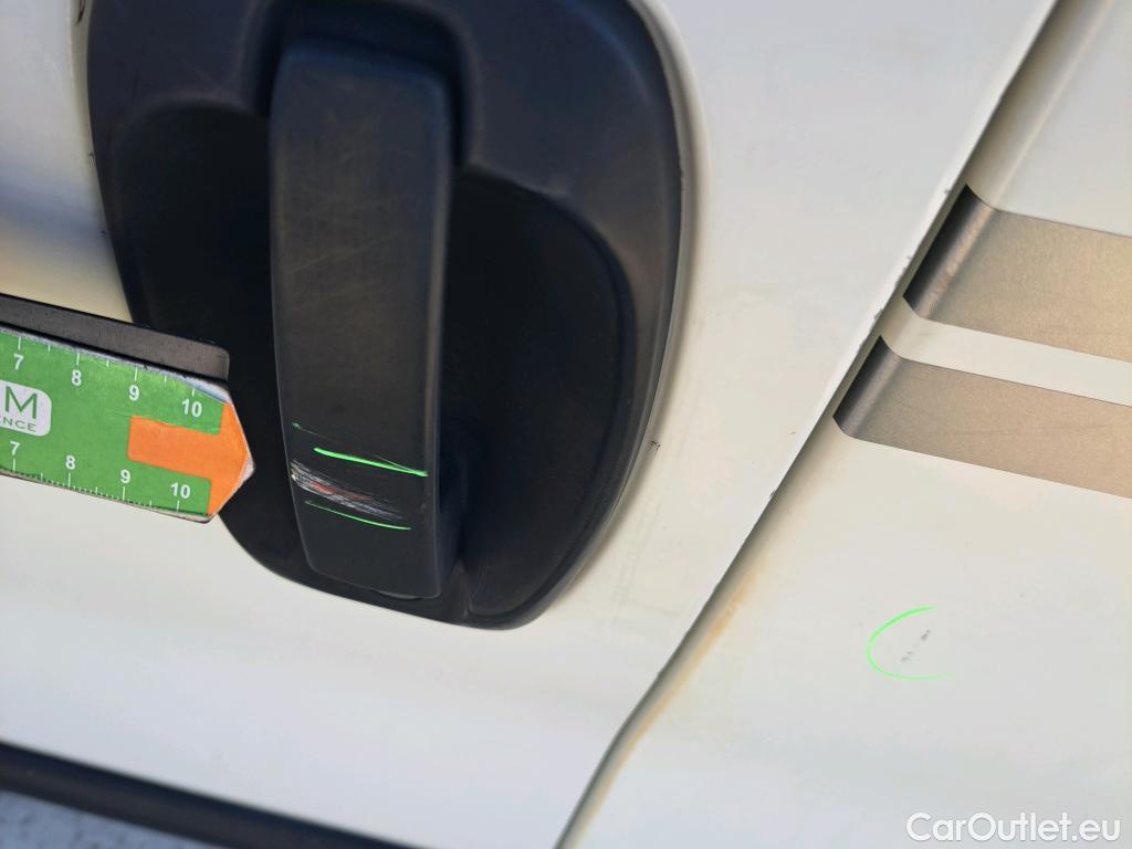  Fiat  Fiorino FIAT  / 2016 / 3P / furgón derivado de turismo Cargo Base 1.3 Mjet 59kW (80CV) E6 #58