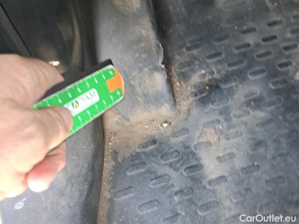  Fiat  Fiorino FIAT  / 2016 / 3P / furgón derivado de turismo Cargo Base 1.3 Mjet 59kW (80CV) E6 #22