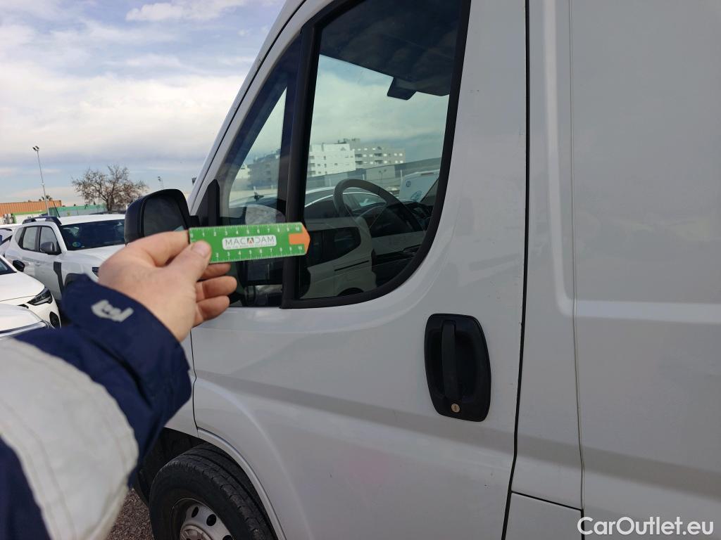  Peugeot  Boxer PEUGEOT  / 2014 / 4P / furgón 335 L2 H2 BHDI 103kW (140CV) S&S 6 V. M #43