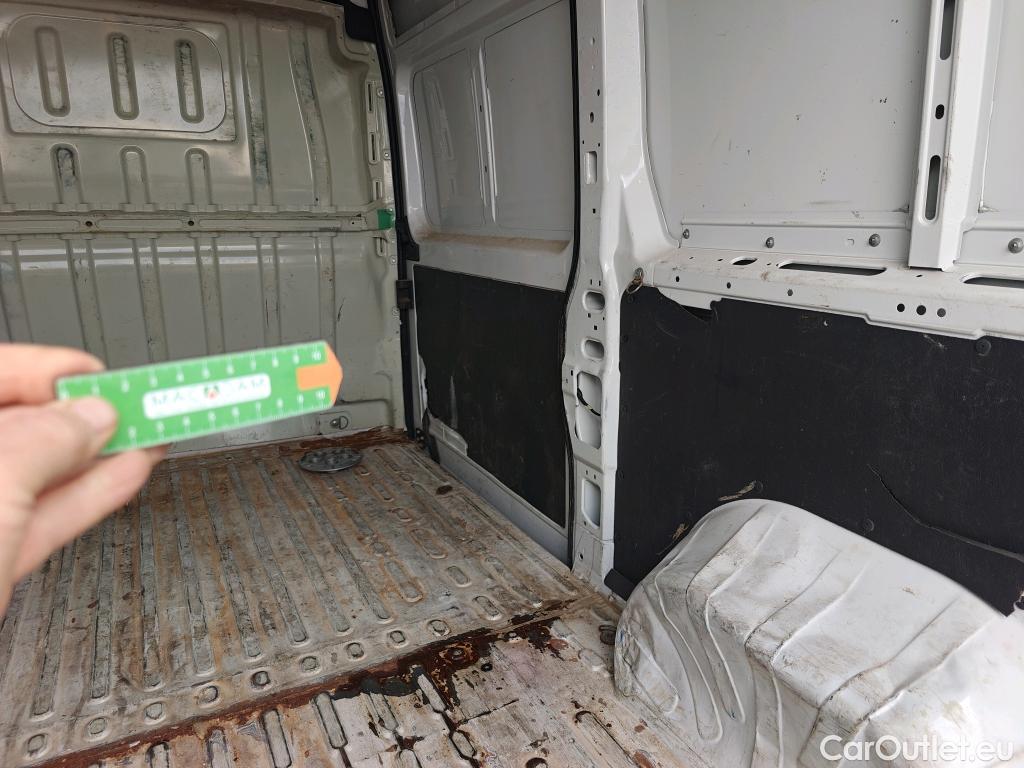  Peugeot  Boxer PEUGEOT  / 2014 / 4P / furgón 335 L2 H2 BHDI 103kW (140CV) S&S 6 V. M #14