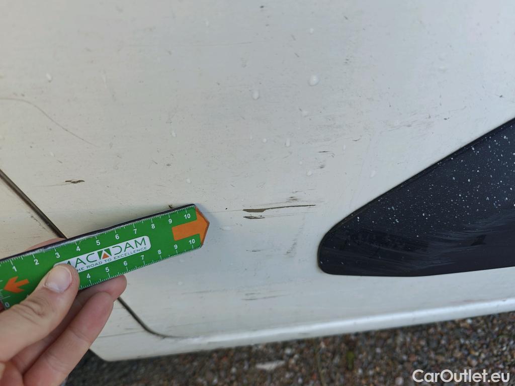  Peugeot  Partner PEUGEOT  / 2018 / 3P / furgón derivado de turismo Pro Standard 600kg BlueHDi 73kW (AC) #9