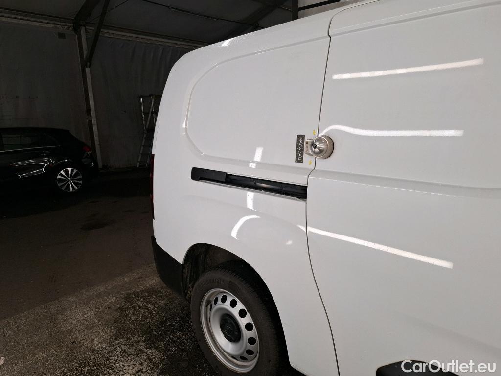  Citroen  Berlingo  Fourgon Driver XL 950 1.5 BlueHDi 130CV BVM6 E6dT #3