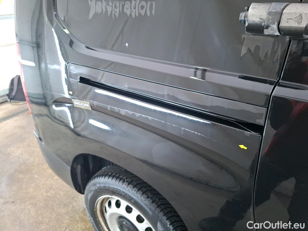  Citroen  Berlingo  Fourgon Club XL 950 1.5 BlueHDi 100CV BVM5 E6dT #8