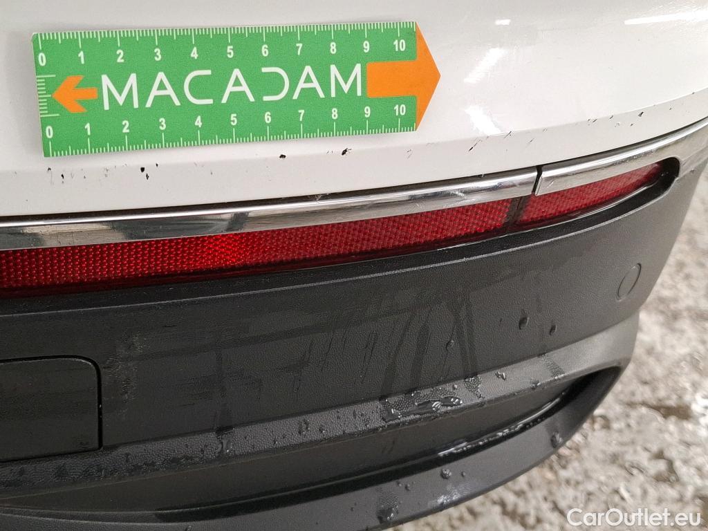  Volkswagen  Tiguan VOLKSWAGEN  / 2020 / 5P / SUV 2.0 TDI 150 DSG7 LIFE PLUS #17