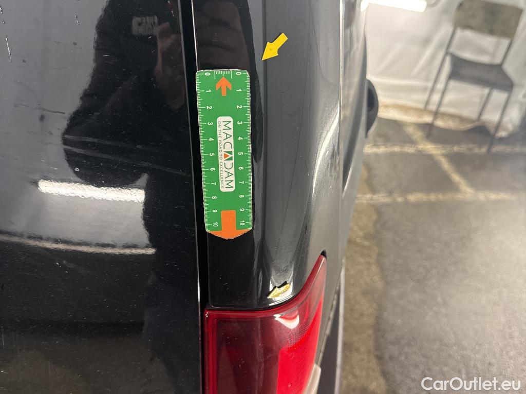  Citroen  Berlingo  Fourgon Club M 1000 1.5 BlueHDi 130CV BVA8 E6dT #35