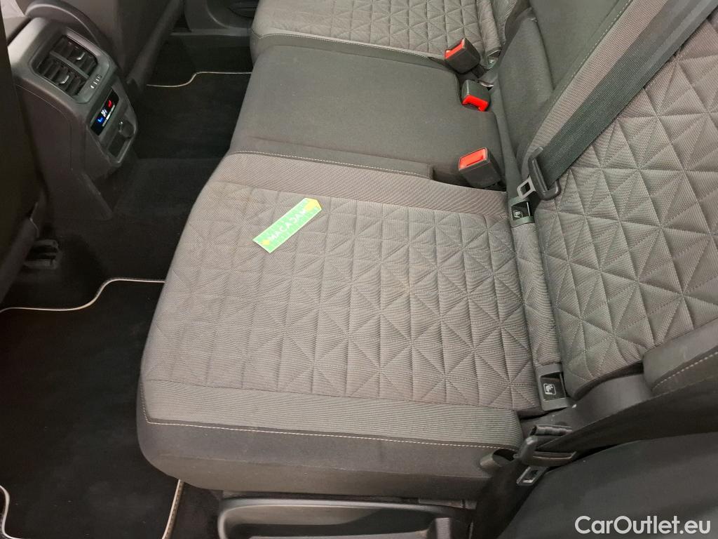  Volkswagen  Tiguan VOLKSWAGEN  / 2020 / 5P / SUV 2.0 TDI 150 DSG7 LIFE PLUS #44