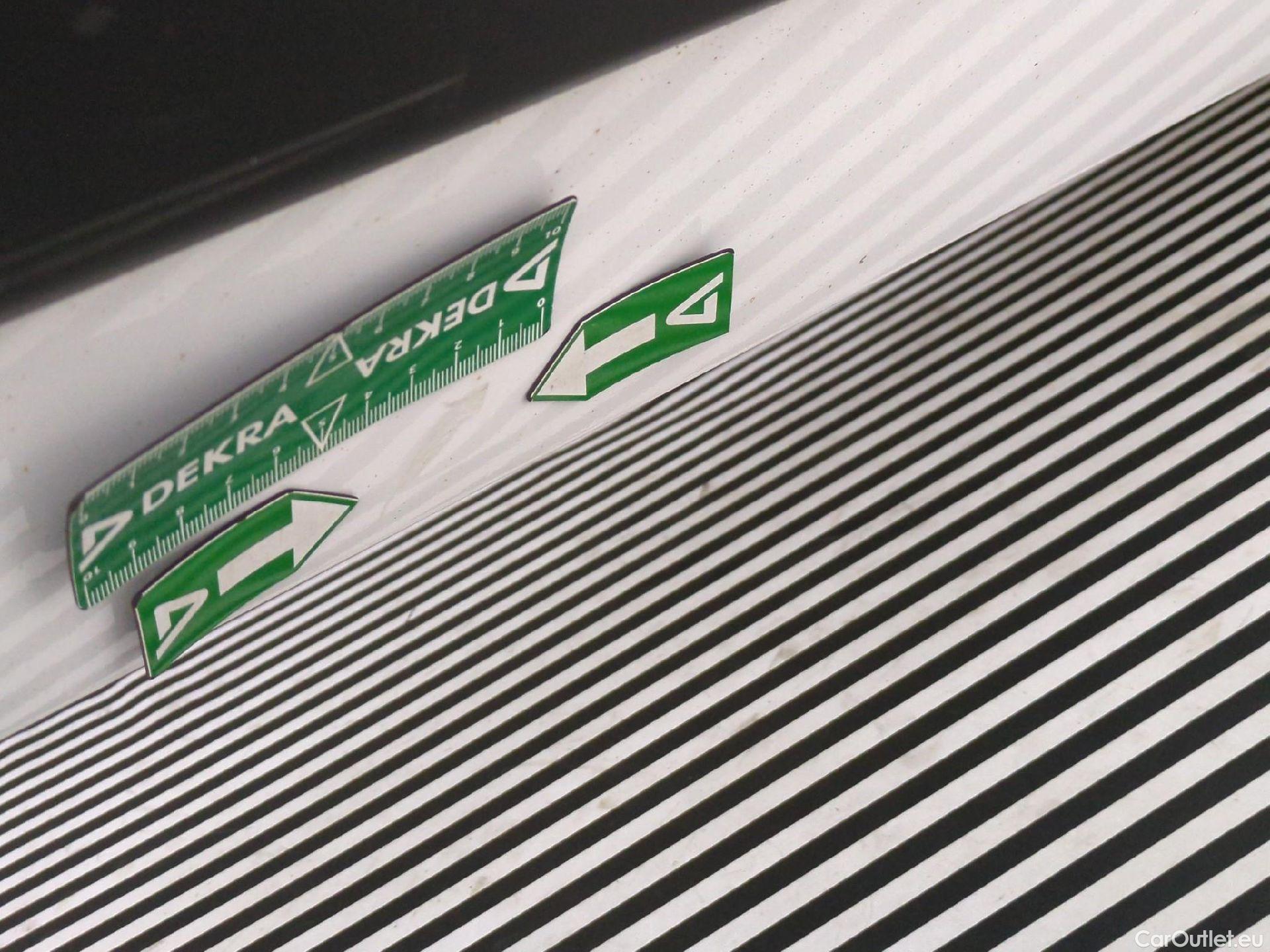  Citroen  Berlingo  Fourgon Club M 650 1.5 BlueHDi 75CV BVM5 E6dT #37