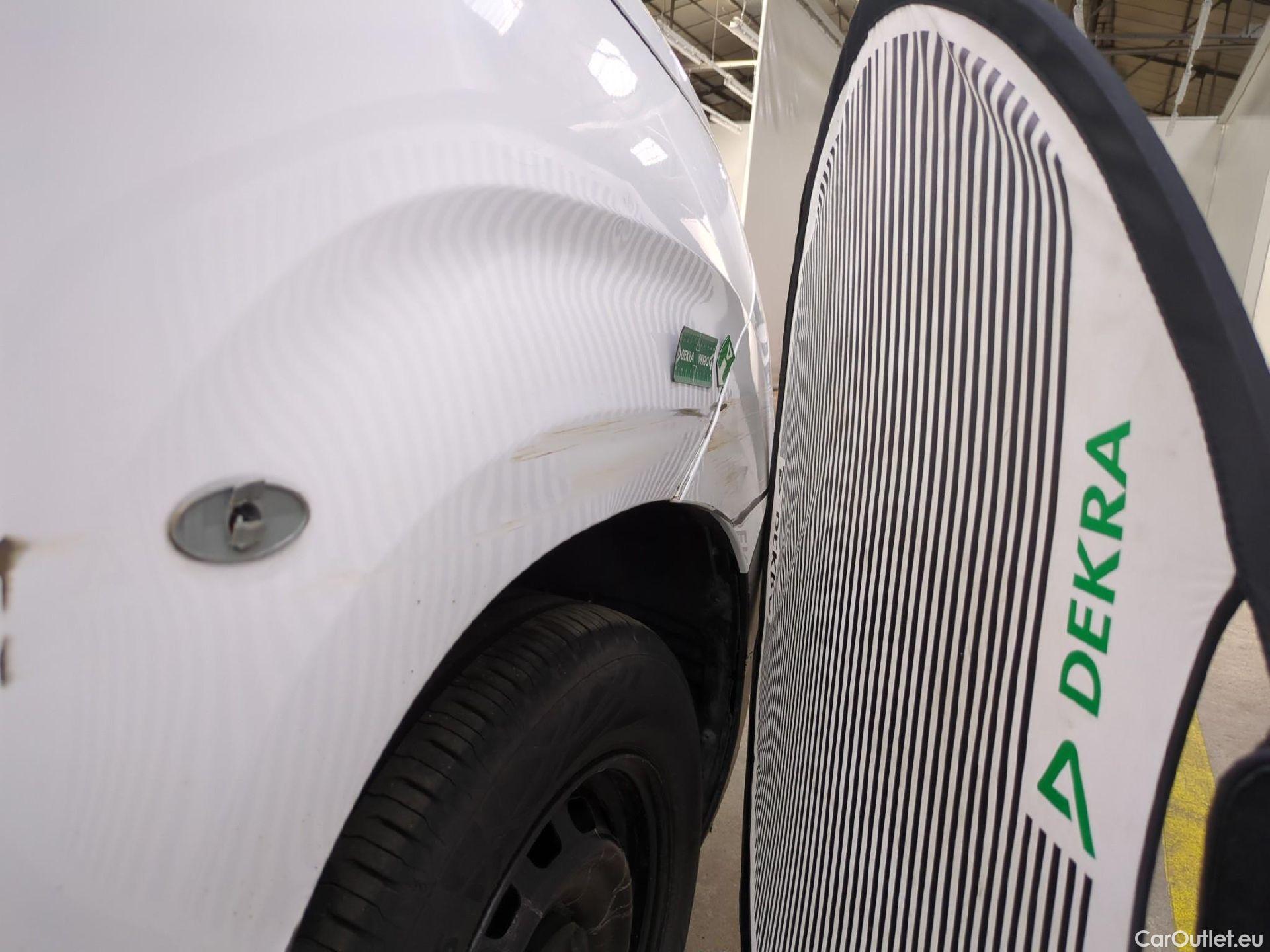  Citroen  Berlingo  Fourgon Club M 650 1.5 BlueHDi 75CV BVM5 E6dT #41