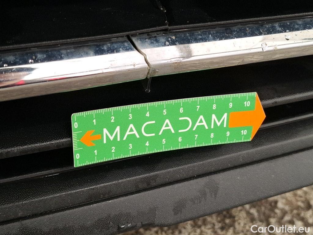  Volkswagen  Tiguan VOLKSWAGEN  / 2020 / 5P / SUV 2.0 TDI 150 DSG7 LIFE PLUS #20