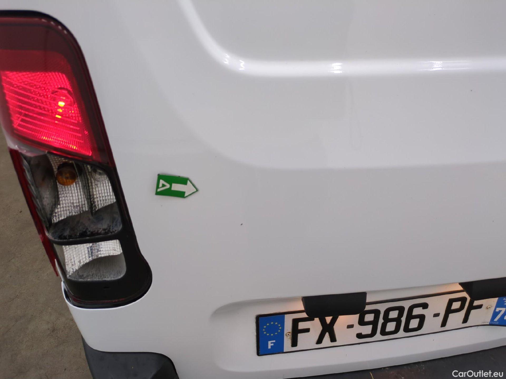  Citroen  Berlingo  Fourgon Club M 650 1.5 BlueHDi 75CV BVM5 E6dT #4