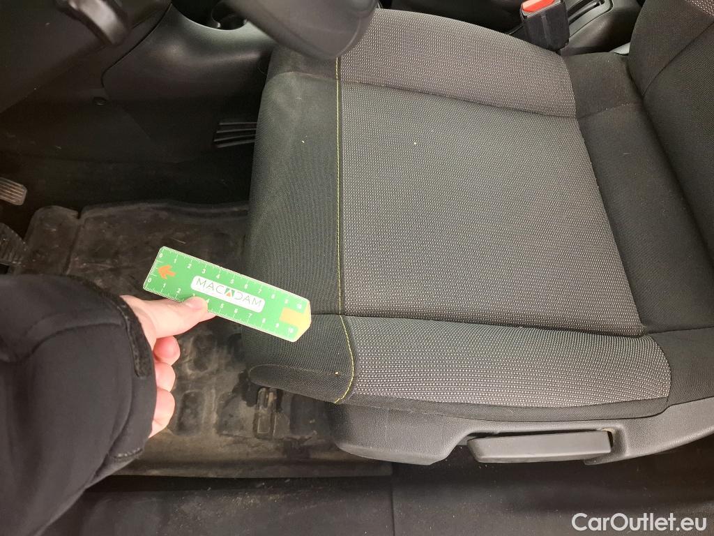  Citroen  C3  Société Feel 1.5 BlueHDI 100CV BVM5 E6dT #38