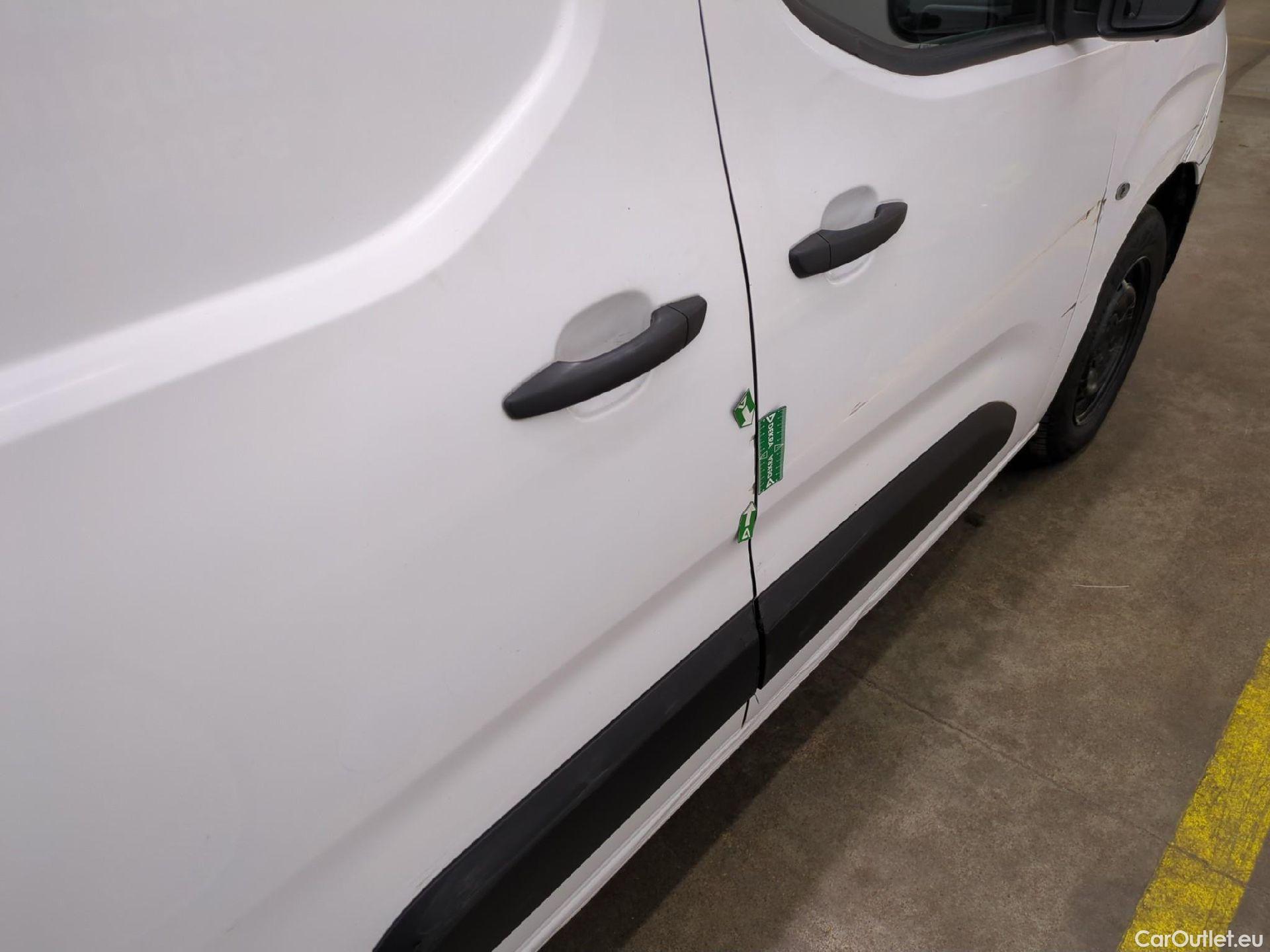  Citroen  Berlingo  Fourgon Club M 650 1.5 BlueHDi 75CV BVM5 E6dT #25