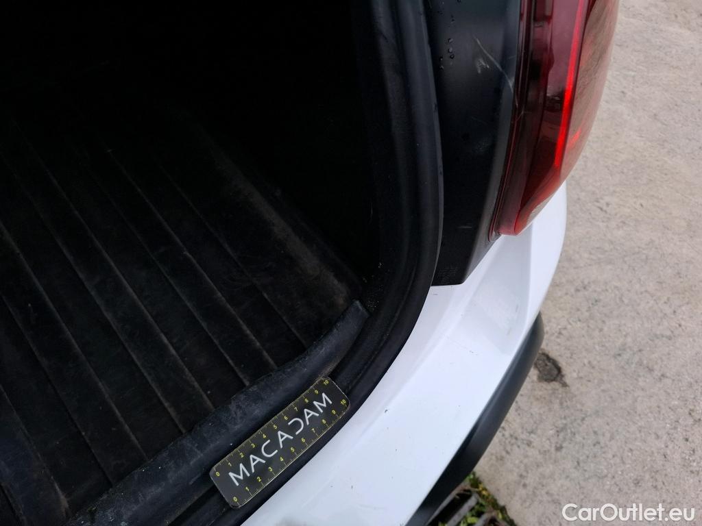  Citroen  C3  Société Feel 1.5 BlueHDI 100CV BVM5 E6dT #8