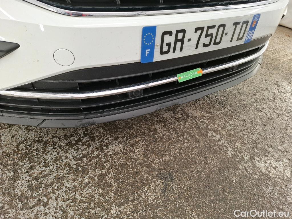  Volkswagen  Tiguan VOLKSWAGEN  / 2020 / 5P / SUV 2.0 TDI 150 DSG7 LIFE PLUS #11