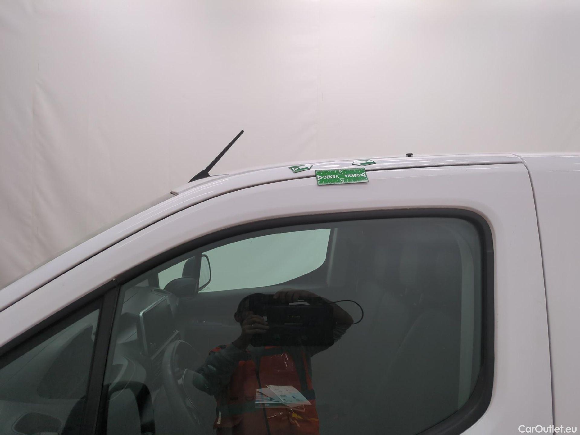  Peugeot  Partner  Asphalt L1 1.5 HDi 100CV BVM5 E6dT #11