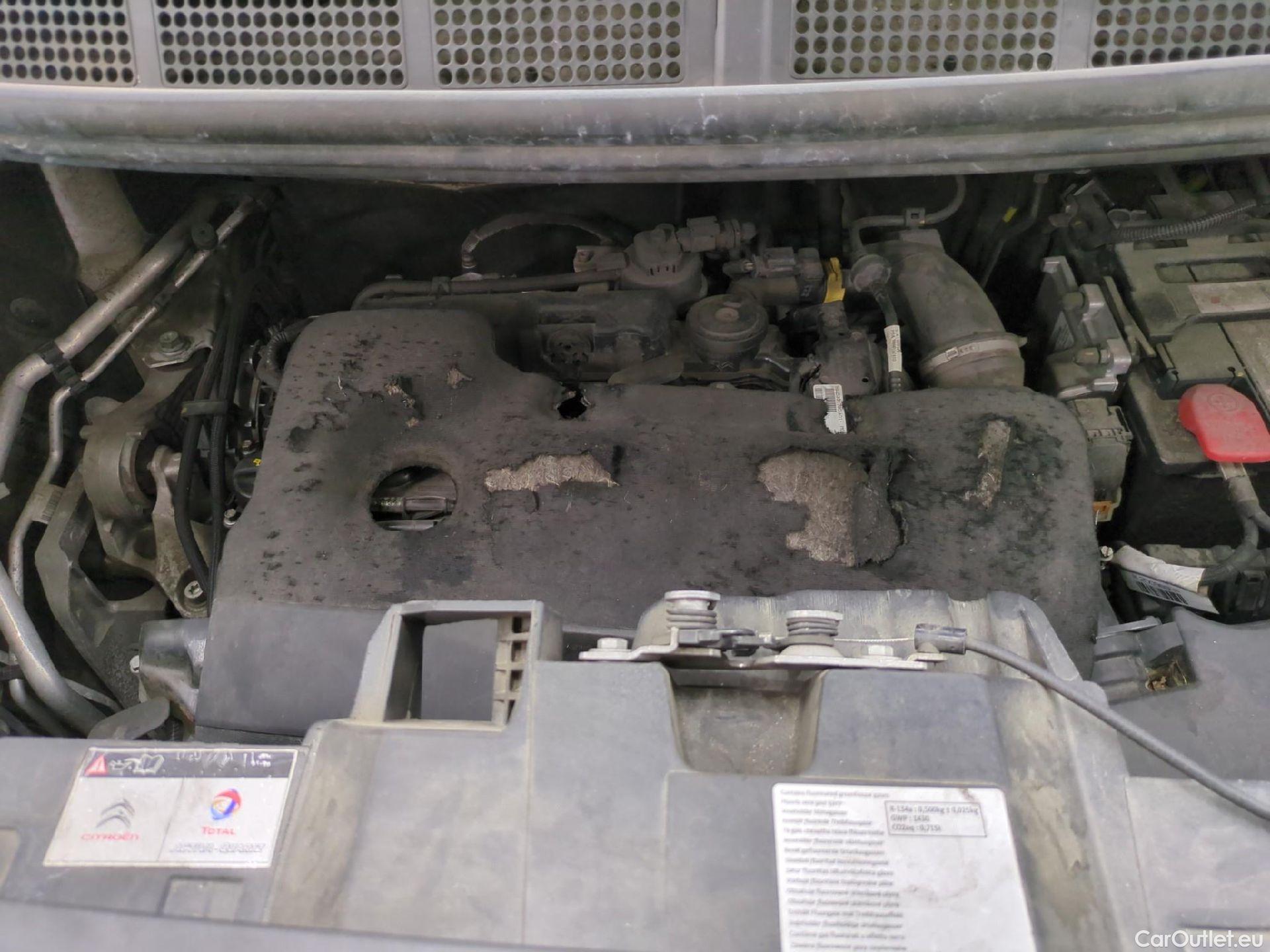  Citroen  Jumpy  Fourgon Club M 2.0 BlueHDi 120CV BVM6 E6dT #1