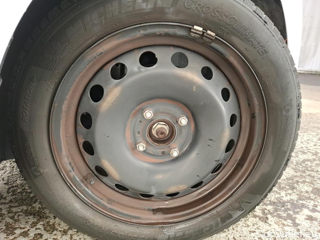  Ford  Fiesta  Affaires Trend 1.5 TDCi 85CV BVM6 E6dT #39