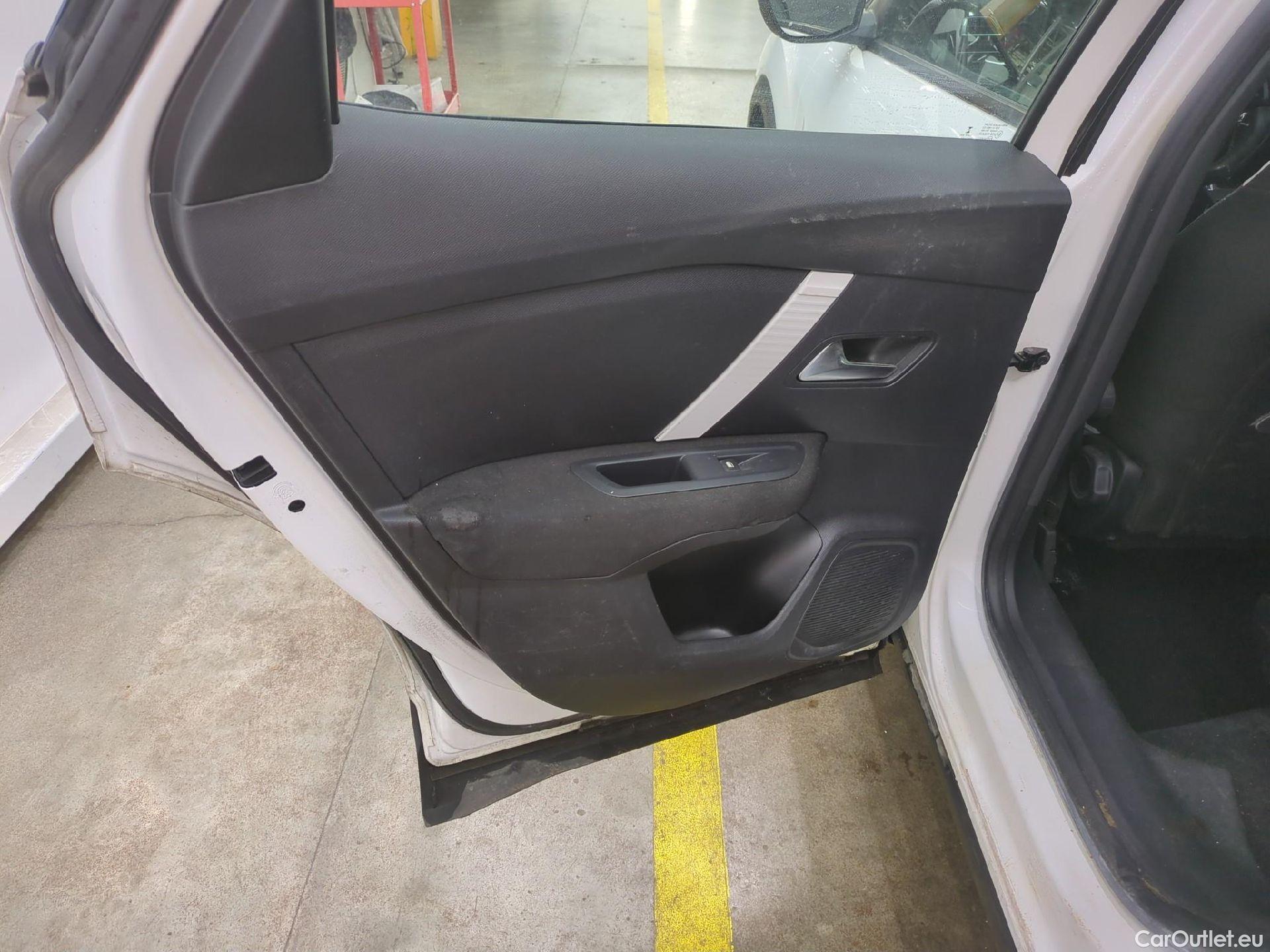  Citroen  C4  Berline Feel Nav Business 1.5 BlueHDI 130CV BVA8 E6d / TRANSFO VP VF #10