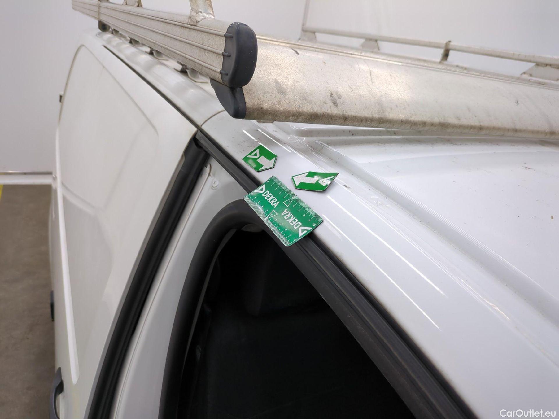  Citroen  Jumpy  Fourgon Club M 2.0 BlueHDi 120CV BVM6 E6dT #38