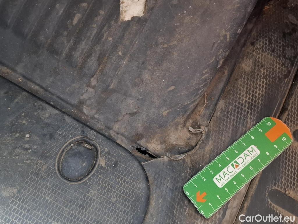  Citroen  Jumper CITROEN  / 2014 / 4P / Fourgon tôlé 30 L1H1 BlueHDi 120 S&S BVM6 Club #19