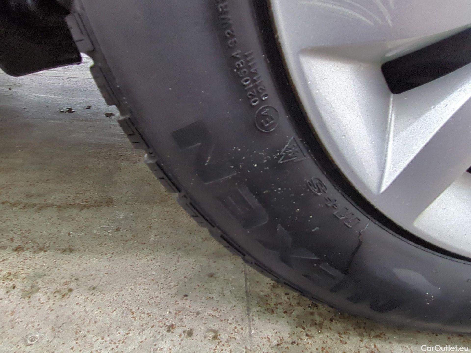  Renault  Clio RENAULT  Société VU 5p Berline Air Medianav dCi 90 #4