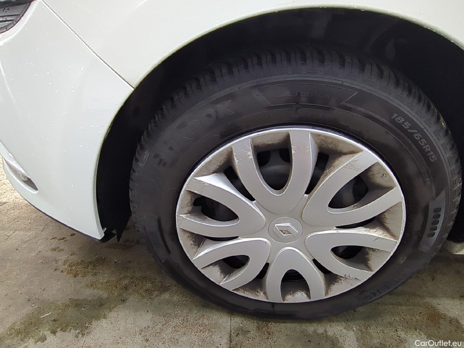  Renault  Clio RENAULT  Société VU 5p Berline Air Medianav dCi 90 #1