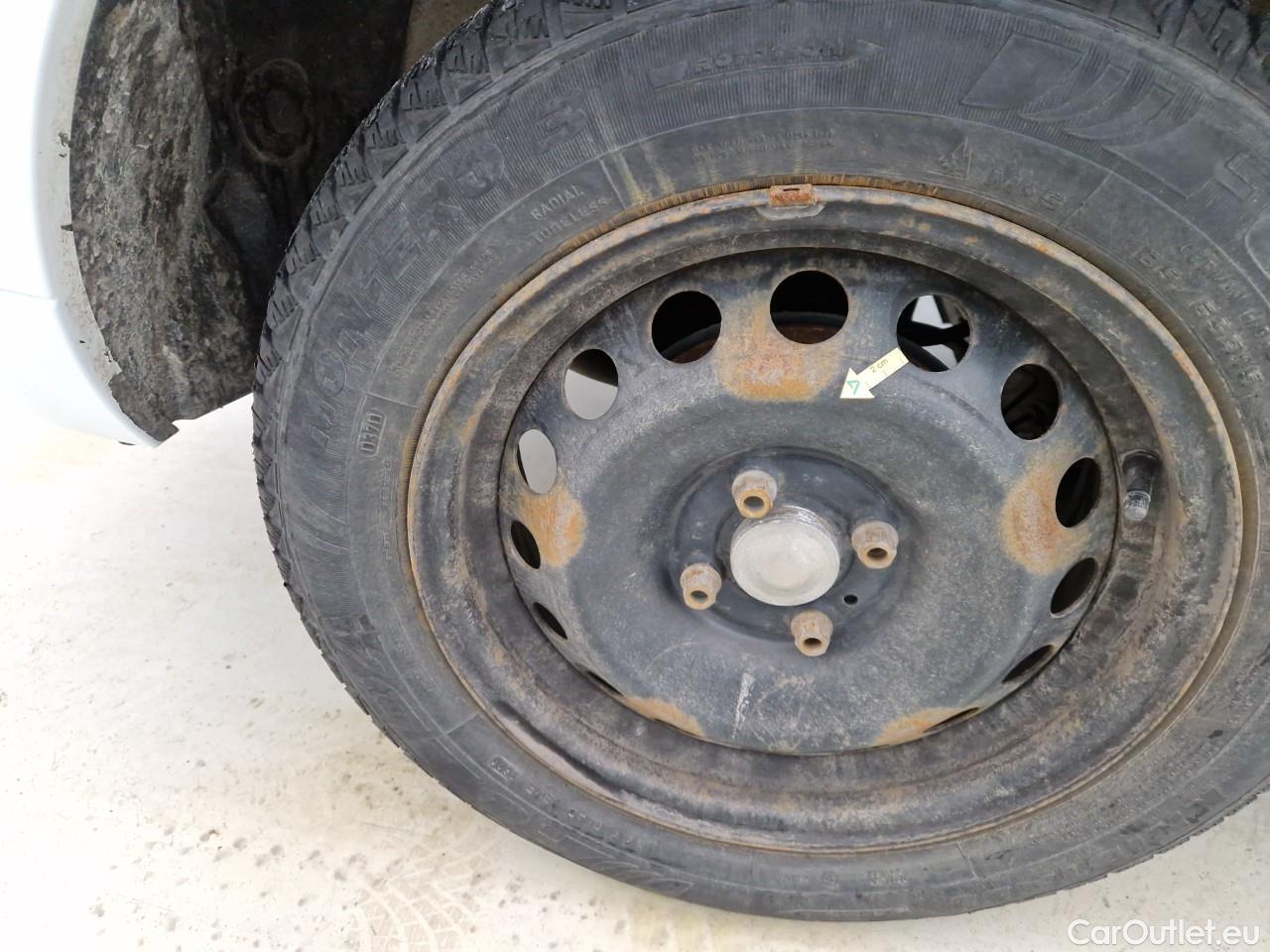  Dacia  Logan 1.5 Blue dCi 95CP Laureate #27