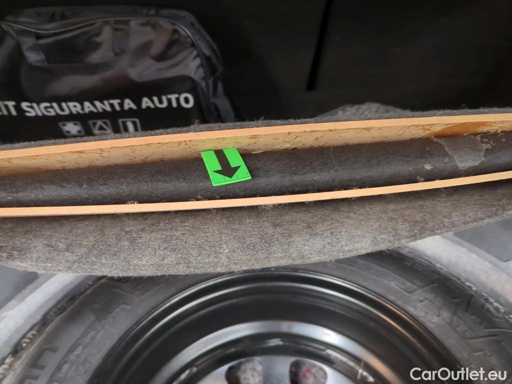  Dacia  Duster 1.5 Blue dCi 115CP Comfort 4WD #2