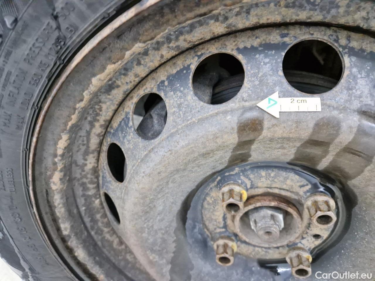  Dacia  Logan 1.5 Blue dCi 95CP Laureate #9