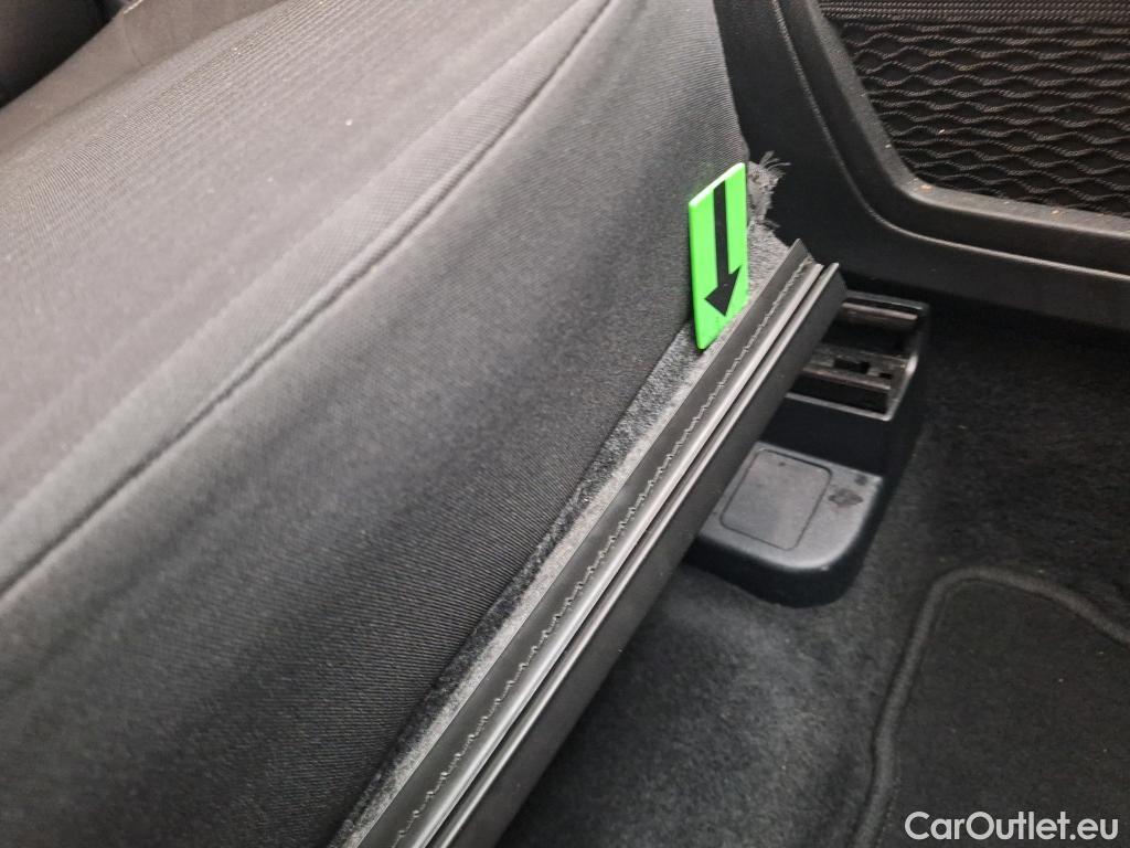  Ford  Kuga 1.5 EcoBlue 120CP Titanium A8 #10