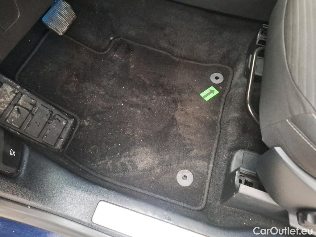  Ford  Kuga 1.5 EcoBlue 120CP Titanium A8 #21