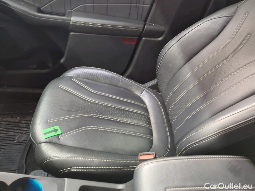  Ford  Kuga 2.5 Duratec FHEV 190CP Vignale CVT AWD #23