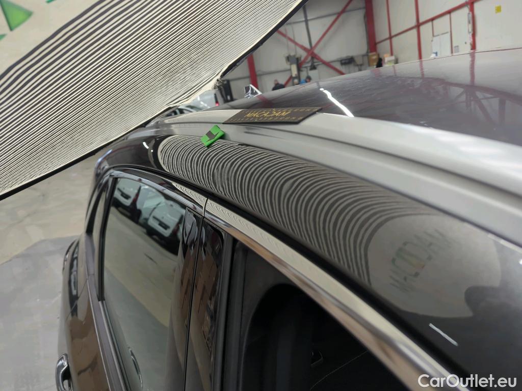  Ford  Kuga 2.5 Duratec FHEV 190CP Titanium CVT AWD #52