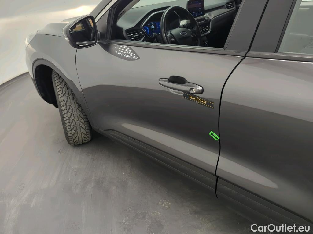  Ford  Kuga 2.5 Duratec FHEV 190CP Titanium CVT AWD #9