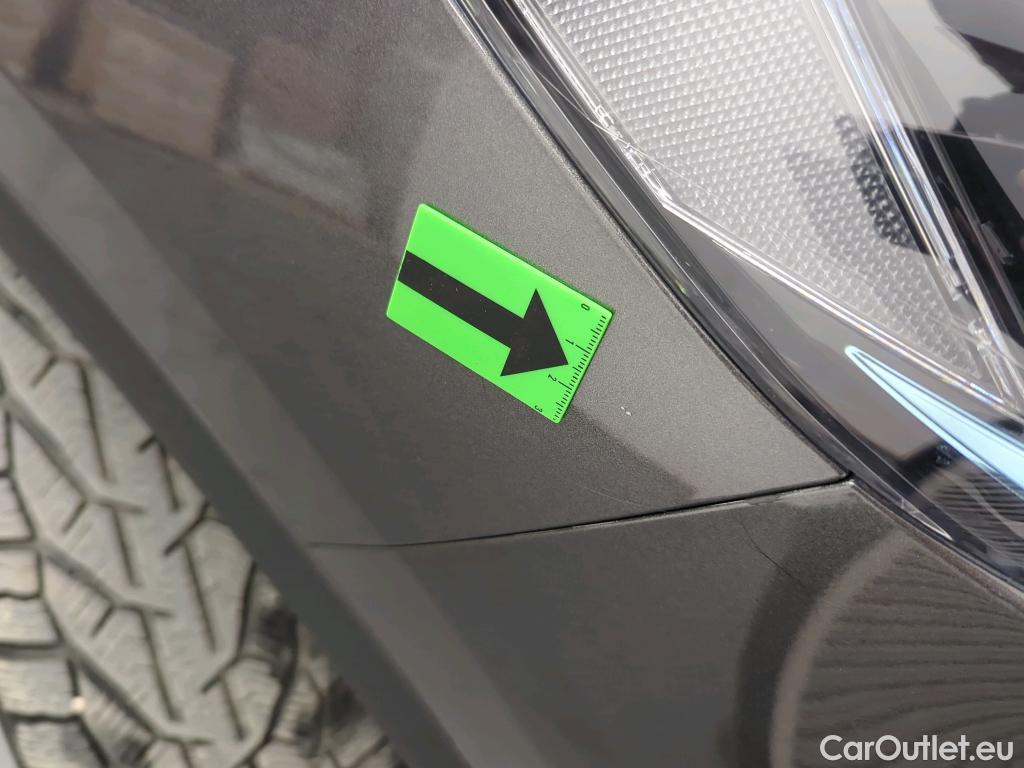  Ford  Kuga 2.5 Duratec FHEV 190CP Titanium CVT AWD #50