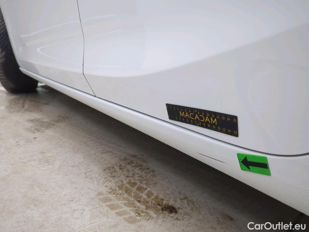  Opel  Astra Elegance F15DVH 90kW/122HP MT6 Diesel #41