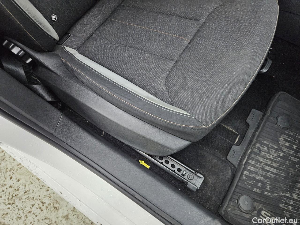  Skoda  Scala 1.0 TSI Style DSG #47